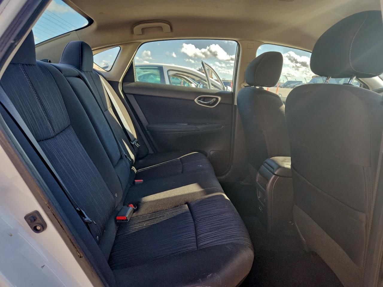 2017 NISSAN SENTRA S photo 10
