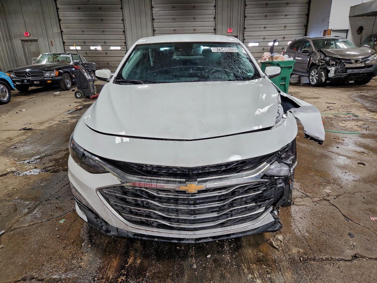 2025 CHEVROLET MALIBU LT photo 5