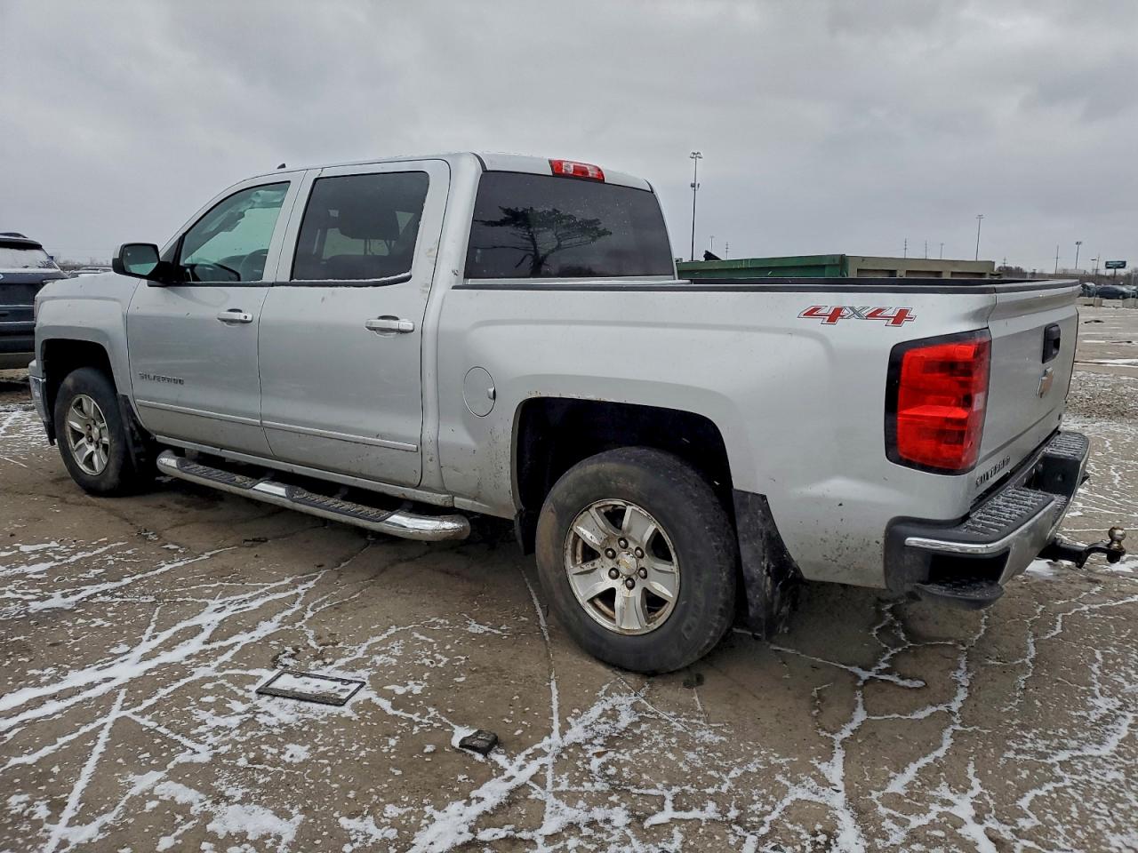 2015 CHEVROLET SILVERADO K1500 LT photo 2