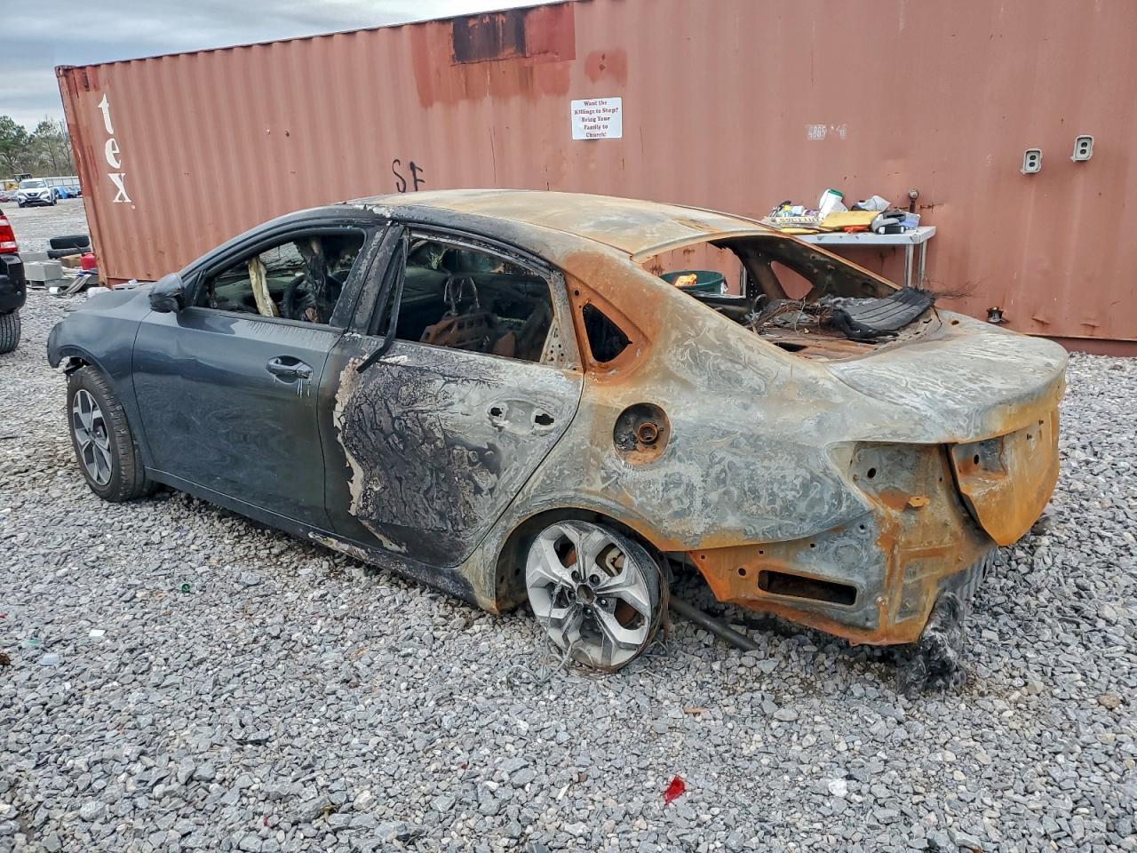 2019 KIA FORTE FE photo 2