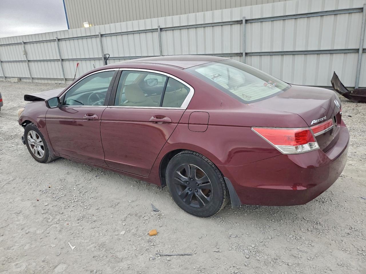 2011 HONDA ACCORD LXP photo 2