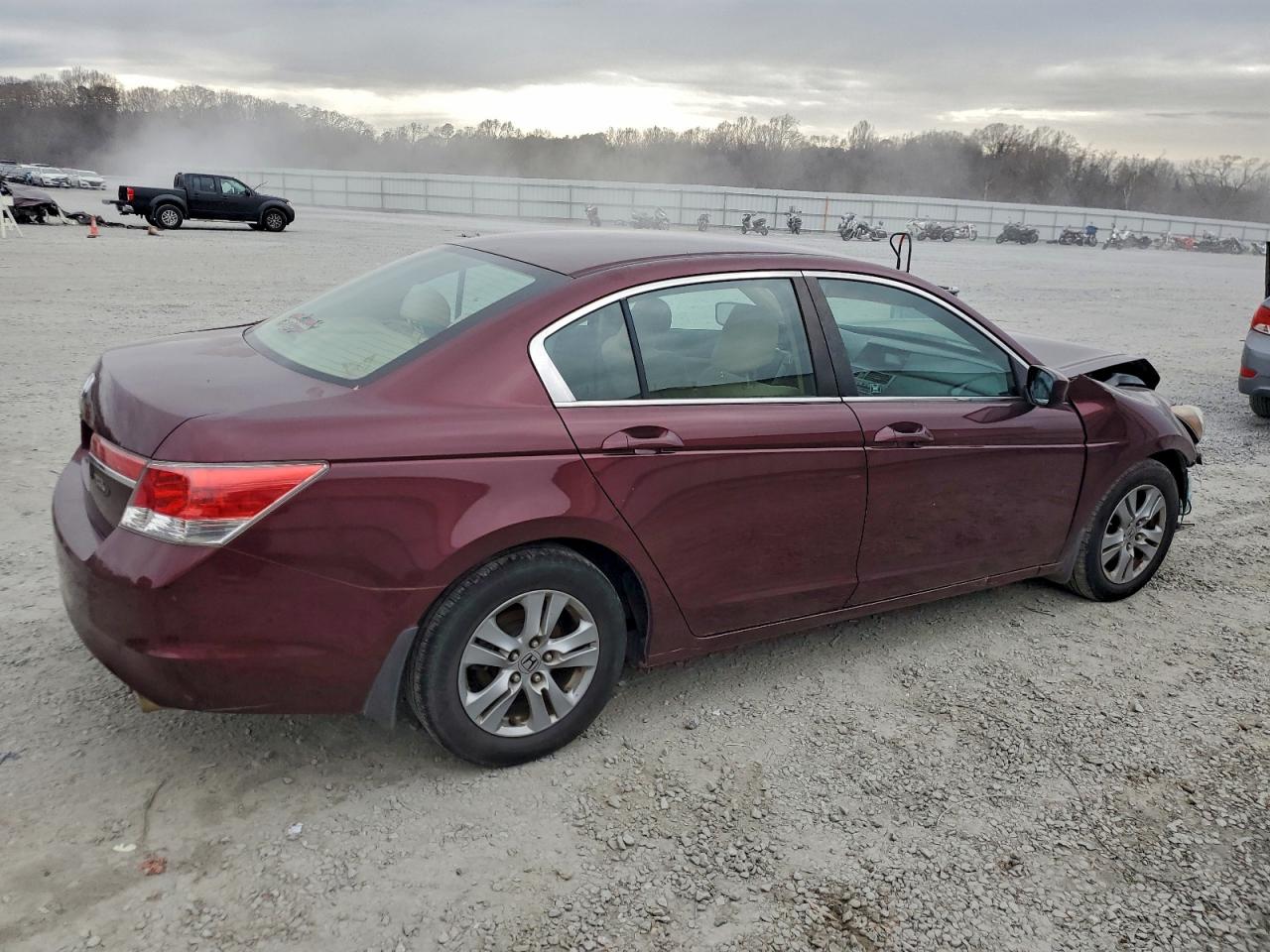 2011 HONDA ACCORD LXP photo 3