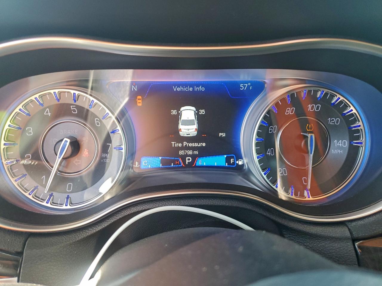 2019 CHRYSLER 300 LIMITED photo 9