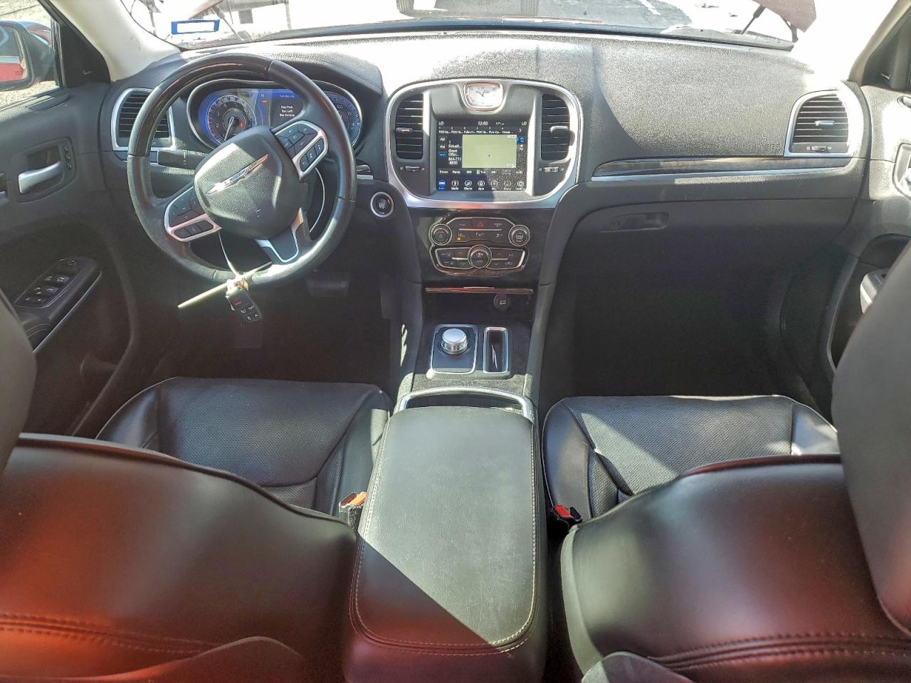 2019 CHRYSLER 300 LIMITED photo 8