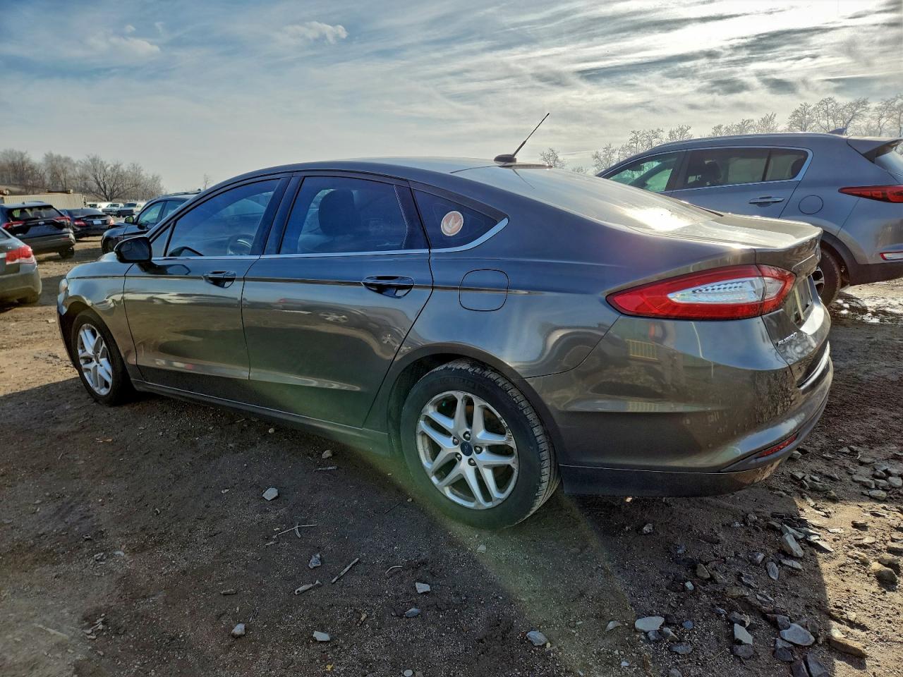 2016 FORD FUSION SE photo 2