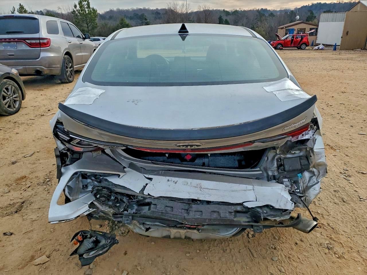 2020 KIA FORTE EX photo 6