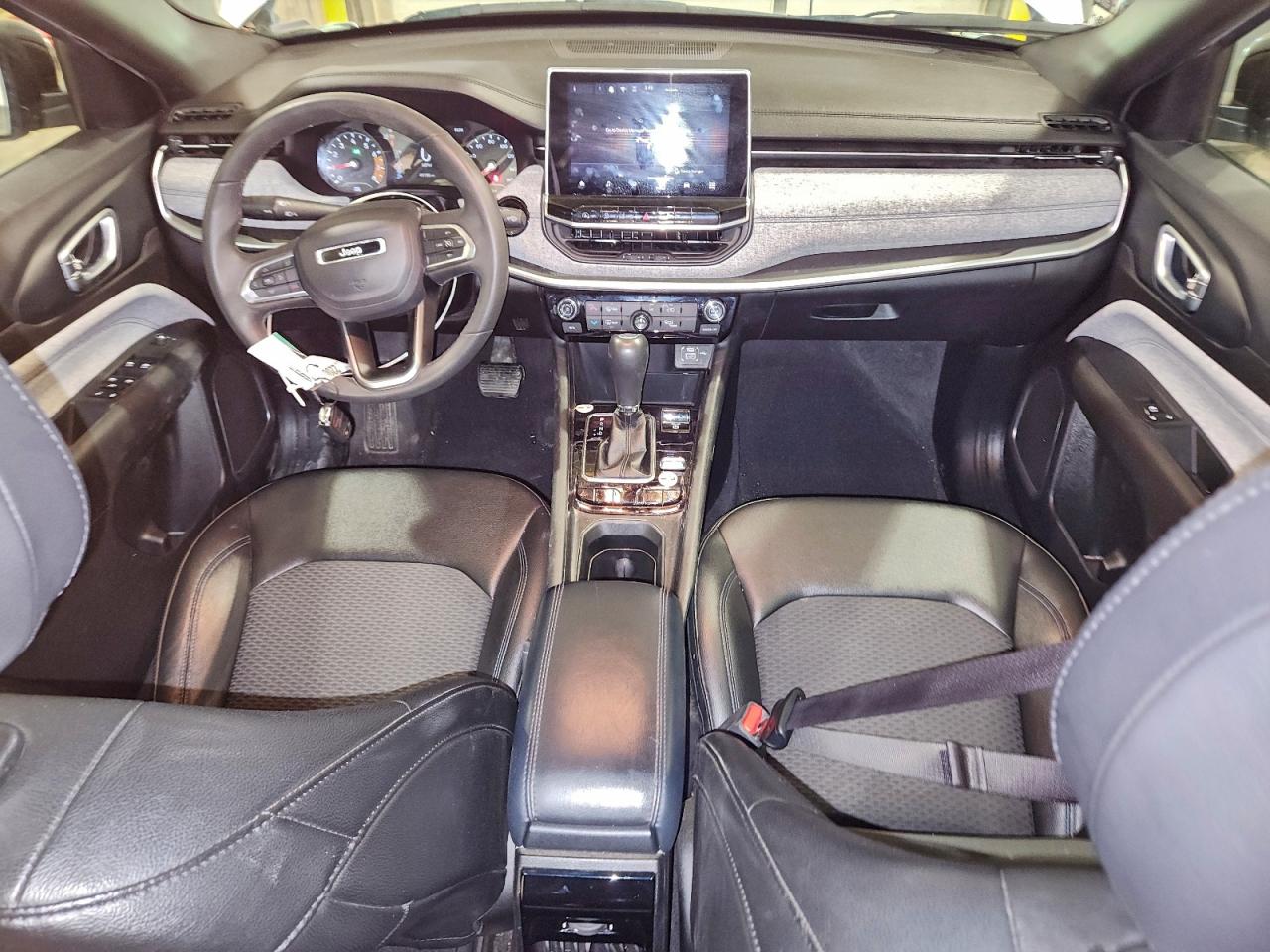 2024 JEEP COMPASS LATITUDE photo 8