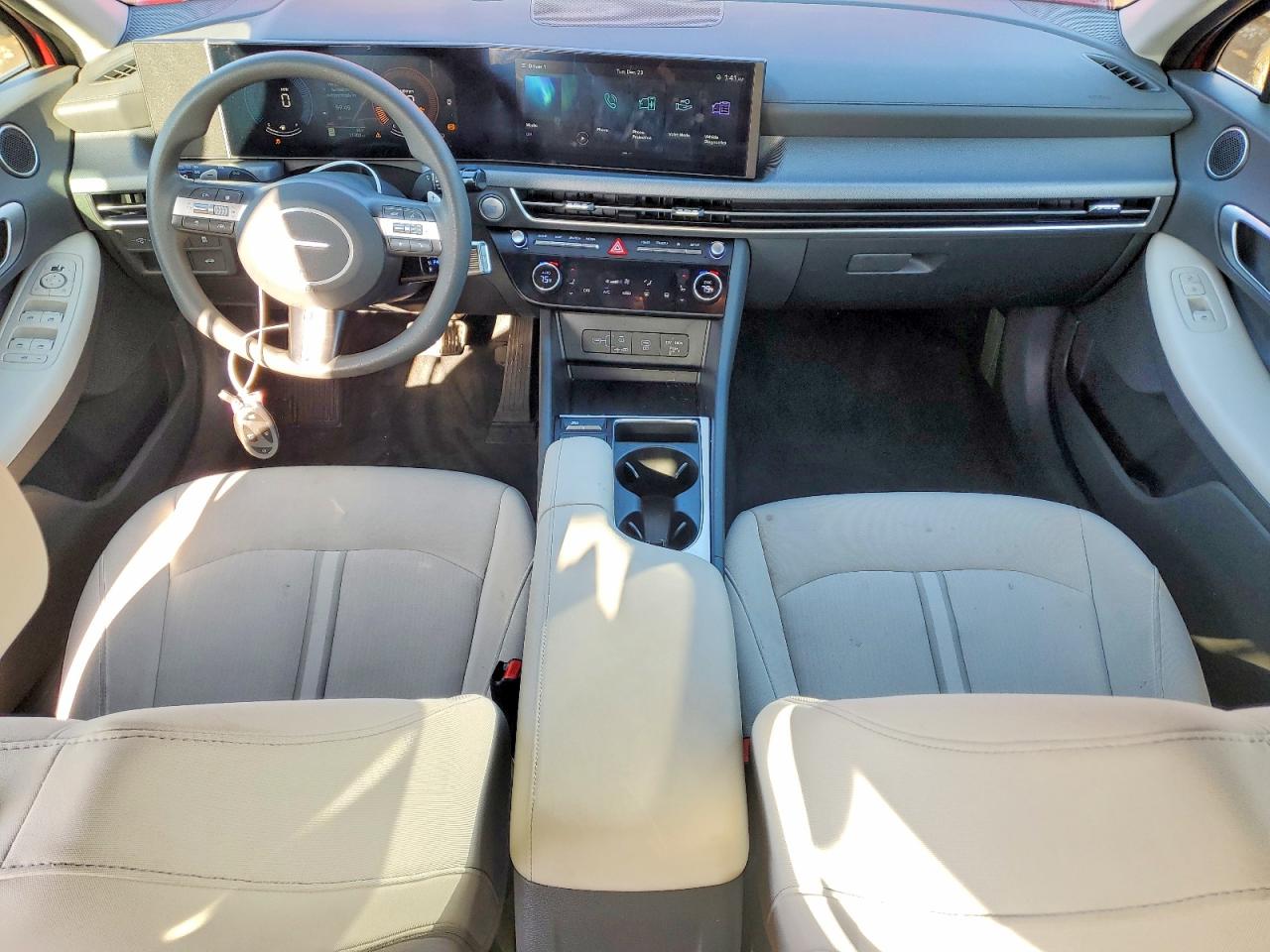 2024 HYUNDAI SONATA SEL photo 8