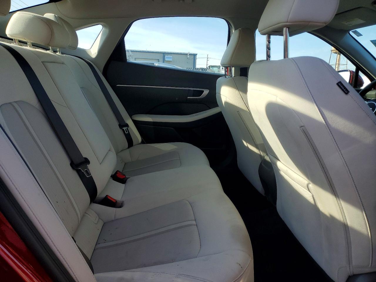 2024 HYUNDAI SONATA SEL photo 10