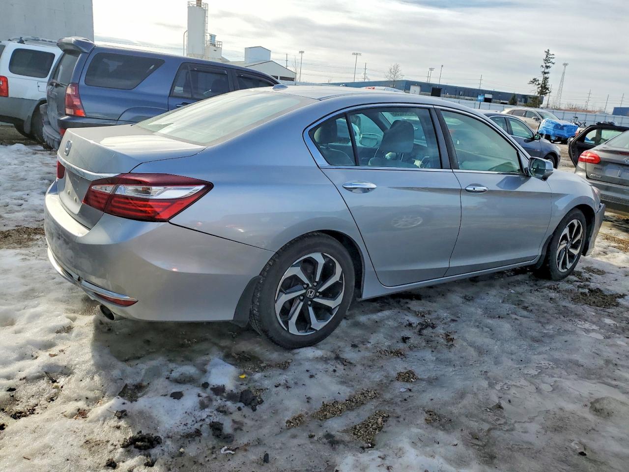 2017 HONDA ACCORD EXL photo 3