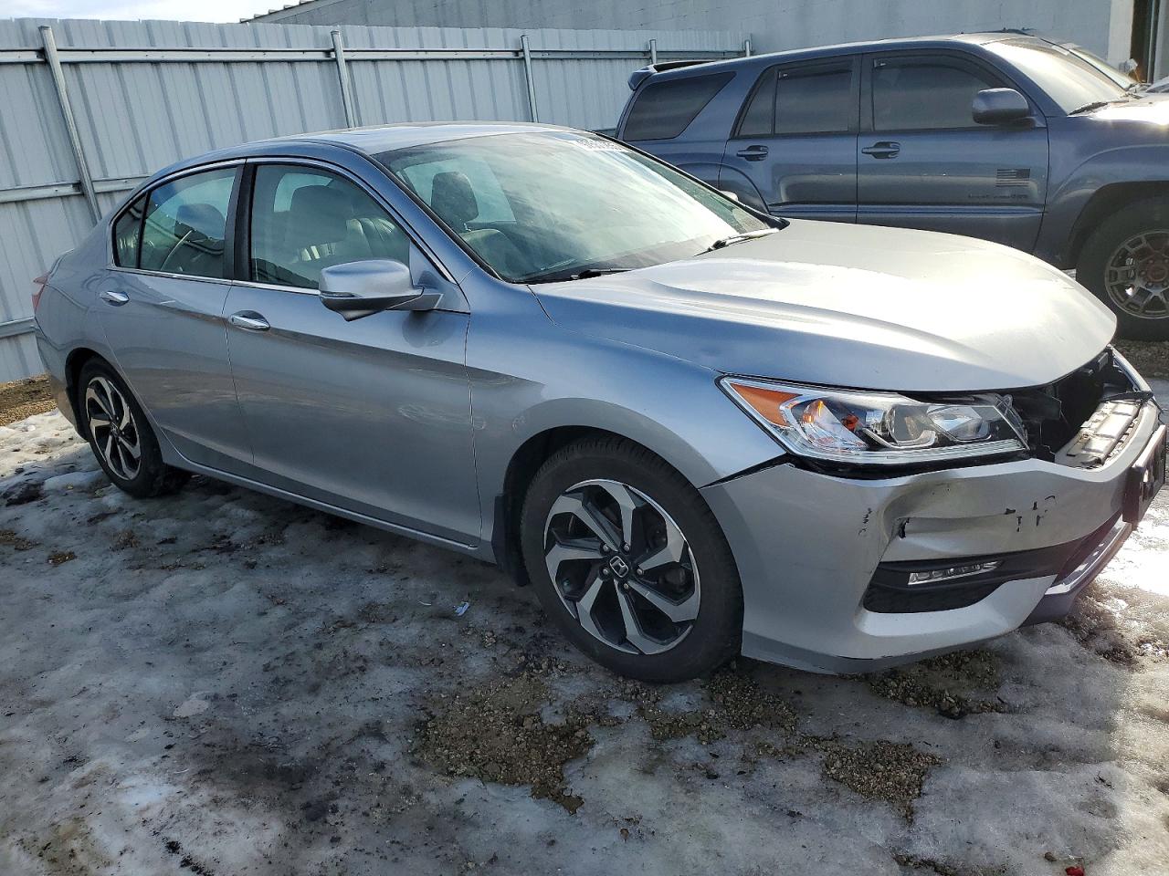 2017 HONDA ACCORD EXL photo 4