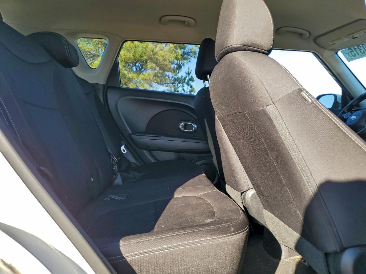 2017 KIA SOUL photo 10