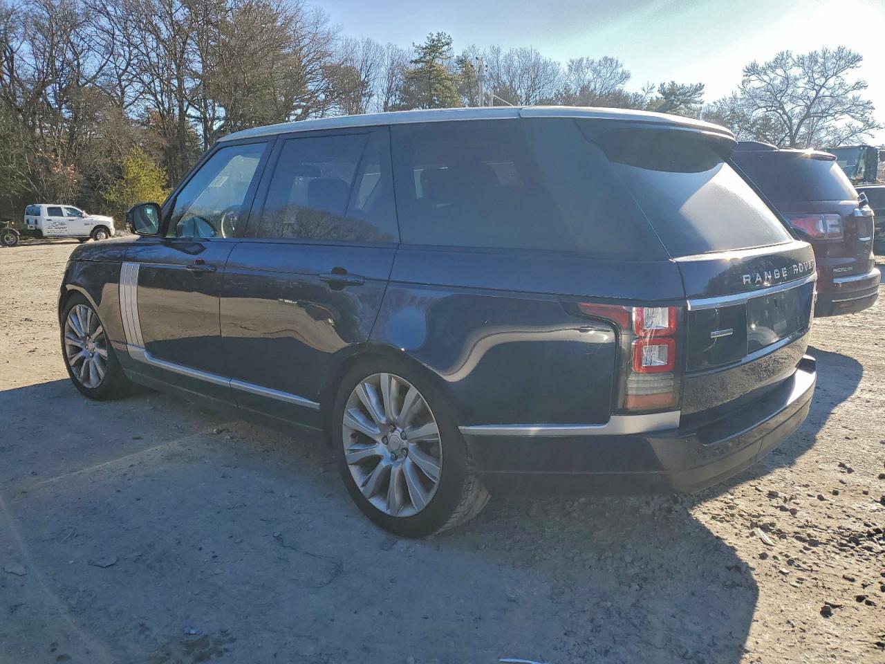2015 LAND ROVER RANGE ROVER SUPERCHARGED photo 2