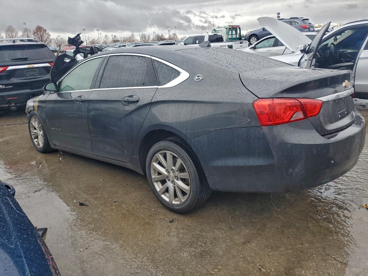 2014 CHEVROLET IMPALA LT photo 2