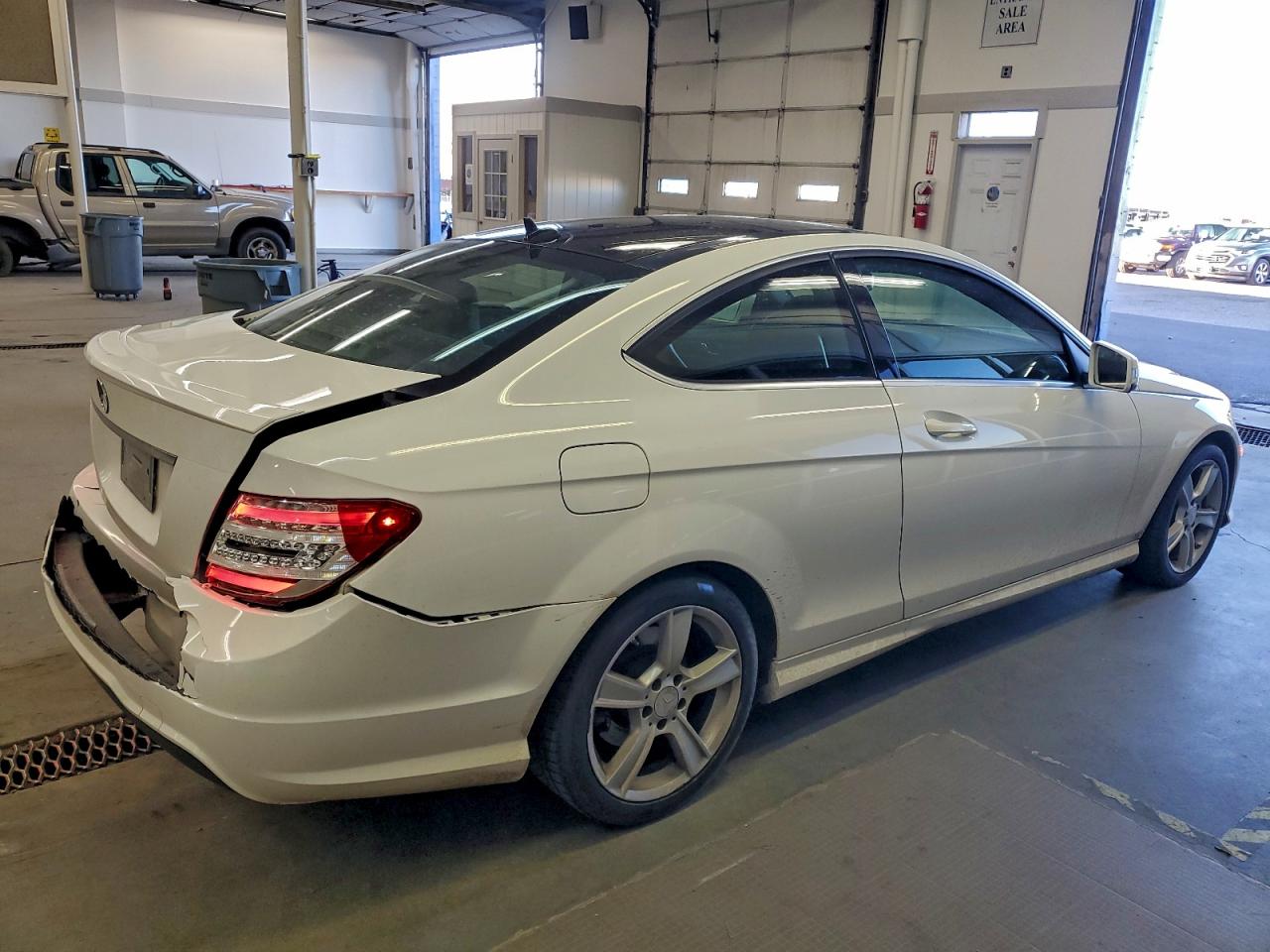 2014 MERCEDES-BENZ C 250 photo 3