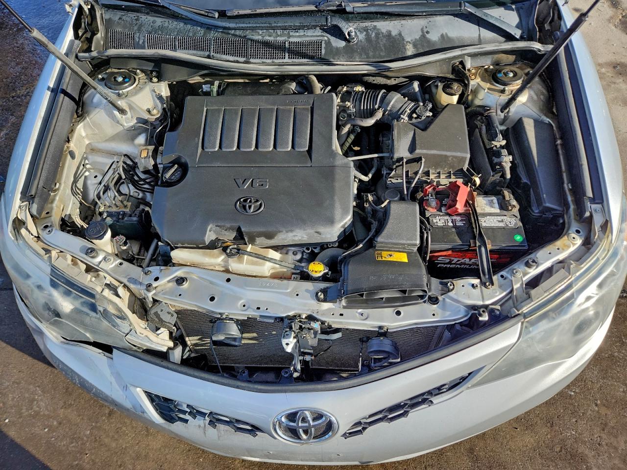 2012 TOYOTA CAMRY SE photo 11