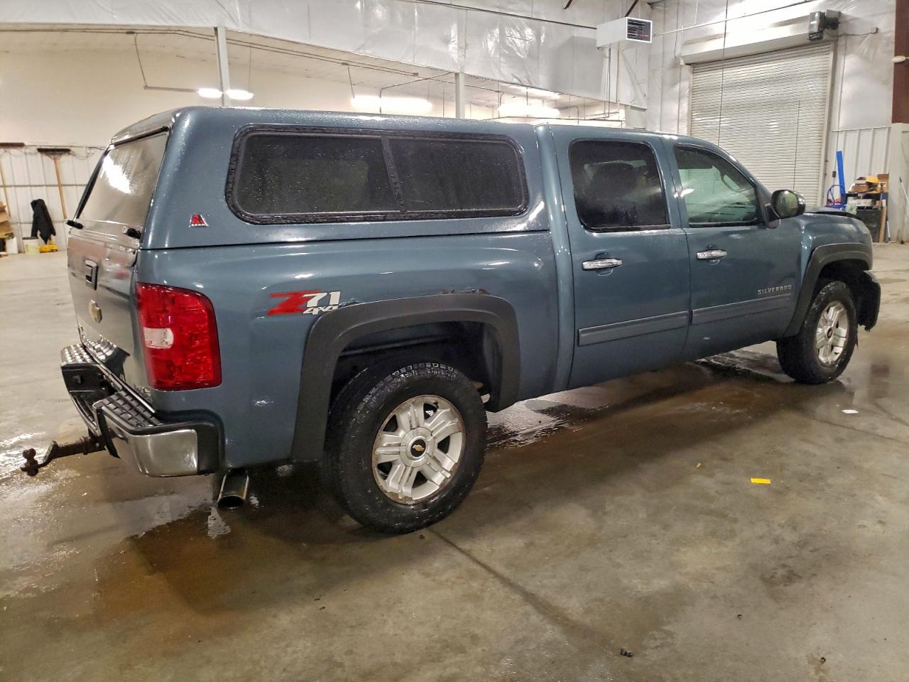 2010 CHEVROLET SILVERADO K1500 LT photo 3