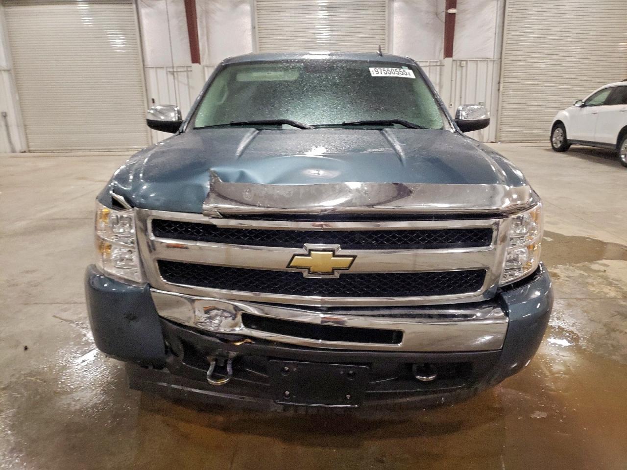 2010 CHEVROLET SILVERADO K1500 LT photo 5