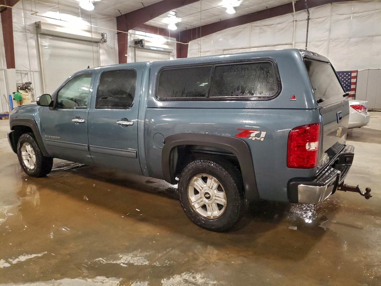 2010 CHEVROLET SILVERADO K1500 LT photo 2