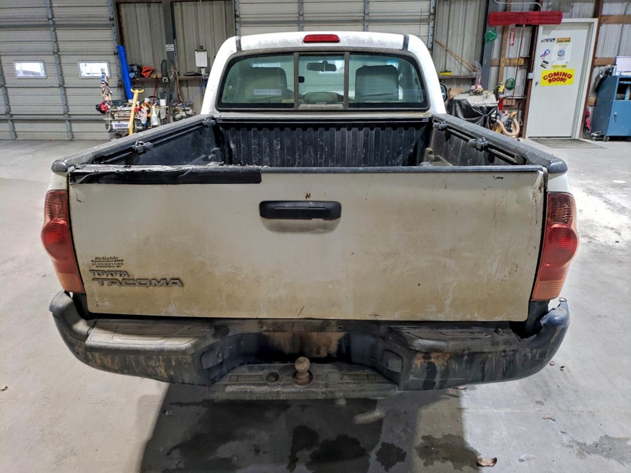 2013 TOYOTA TACOMA photo 6