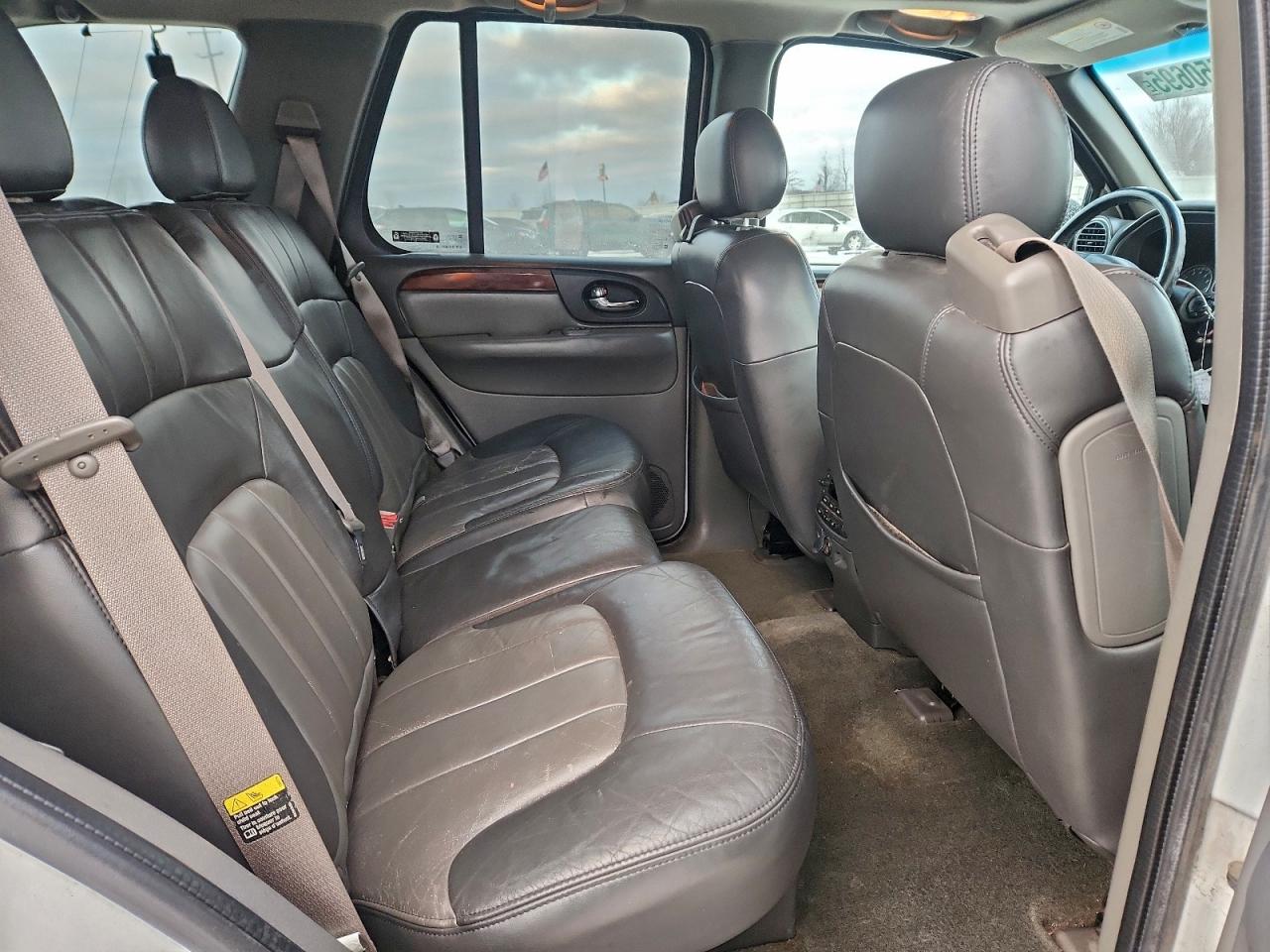 2002 GMC ENVOY photo 10