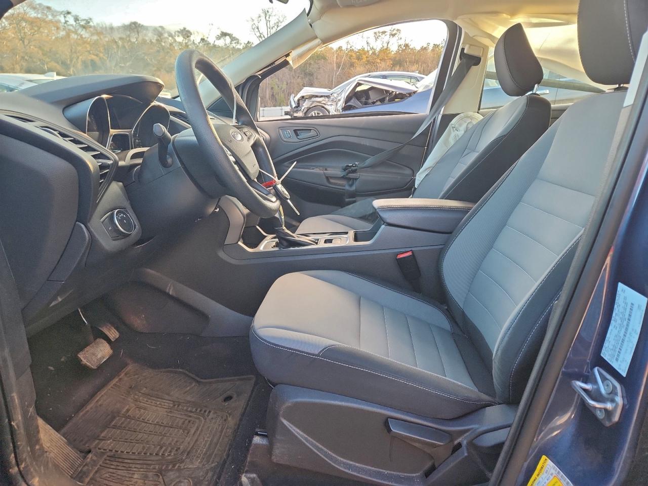 2018 FORD ESCAPE S photo 7