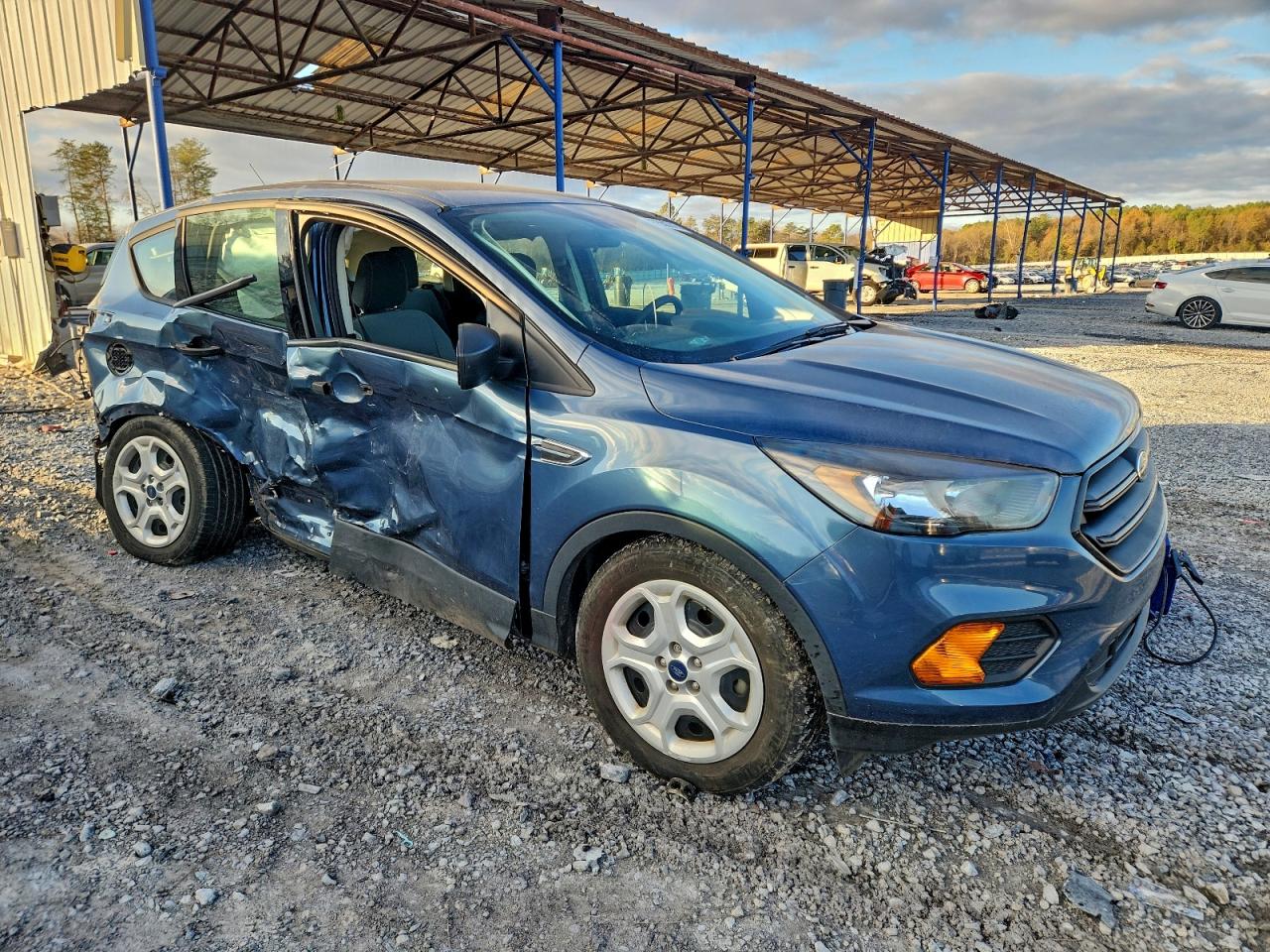 2018 FORD ESCAPE S photo 4