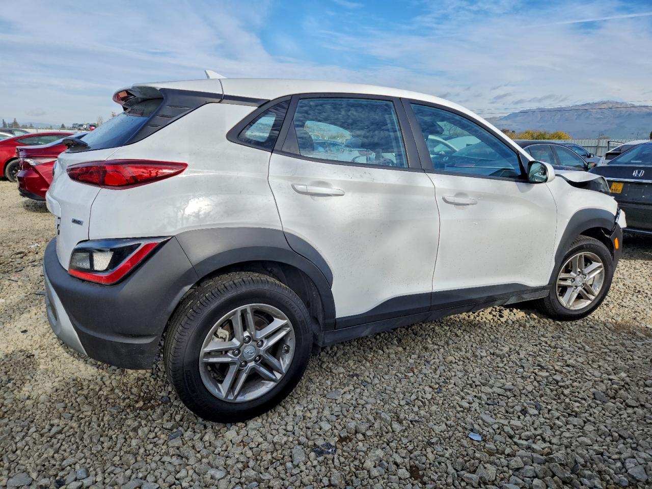 2022 HYUNDAI KONA SEL photo 3