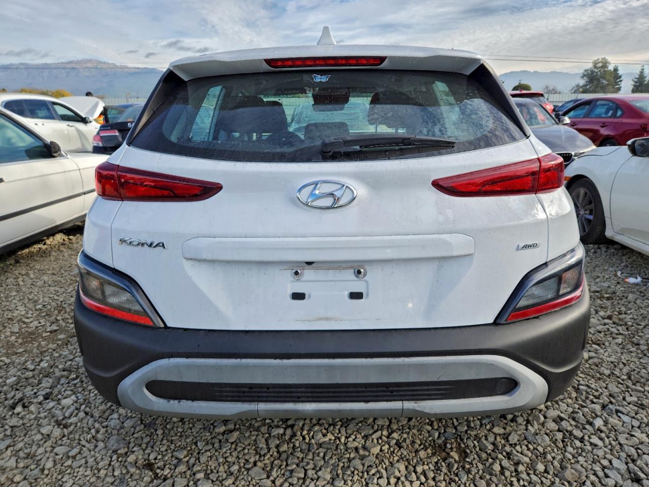 2022 HYUNDAI KONA SEL photo 6