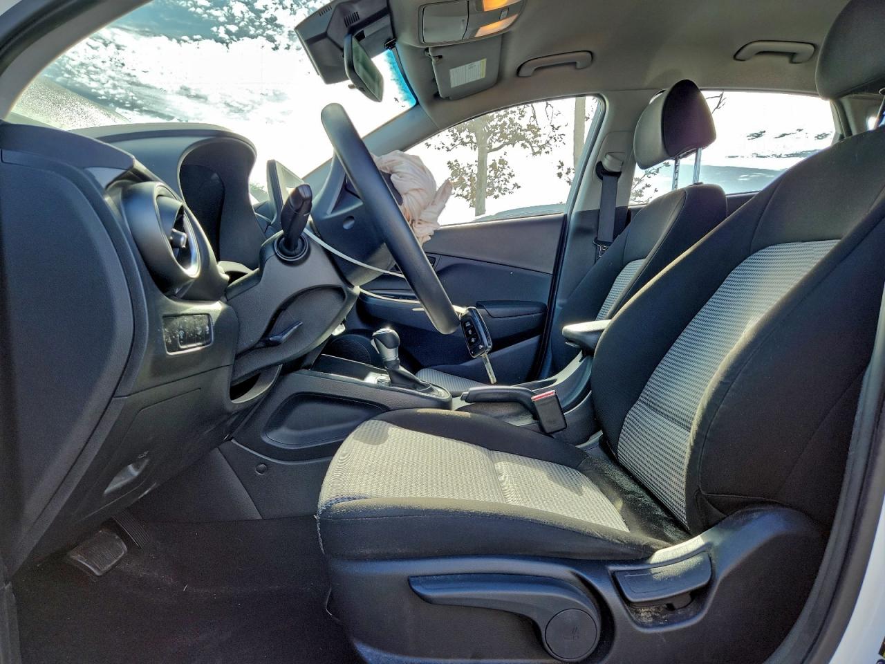 2022 HYUNDAI KONA SEL photo 7