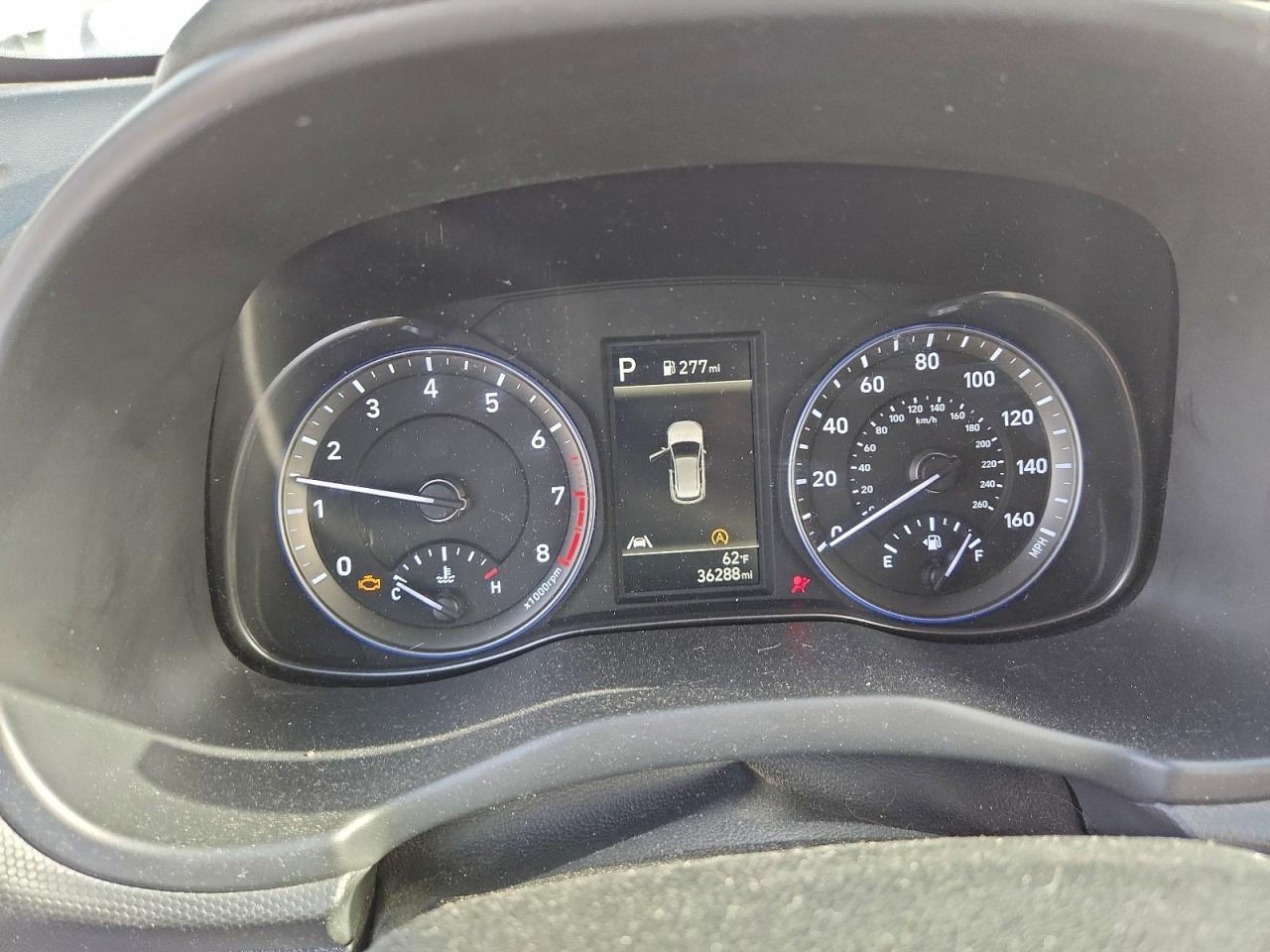 2022 HYUNDAI KONA SEL photo 9