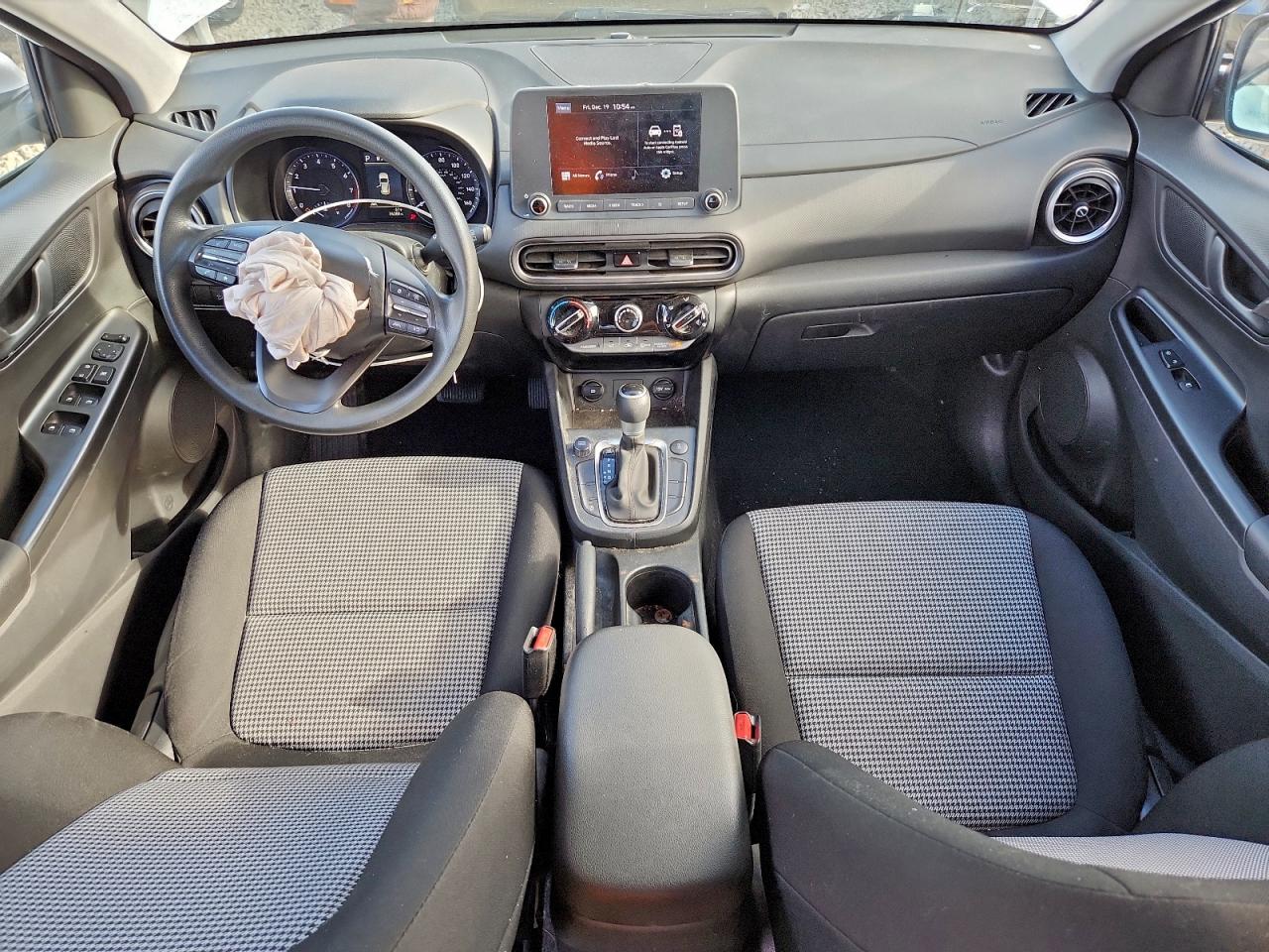 2022 HYUNDAI KONA SEL photo 8