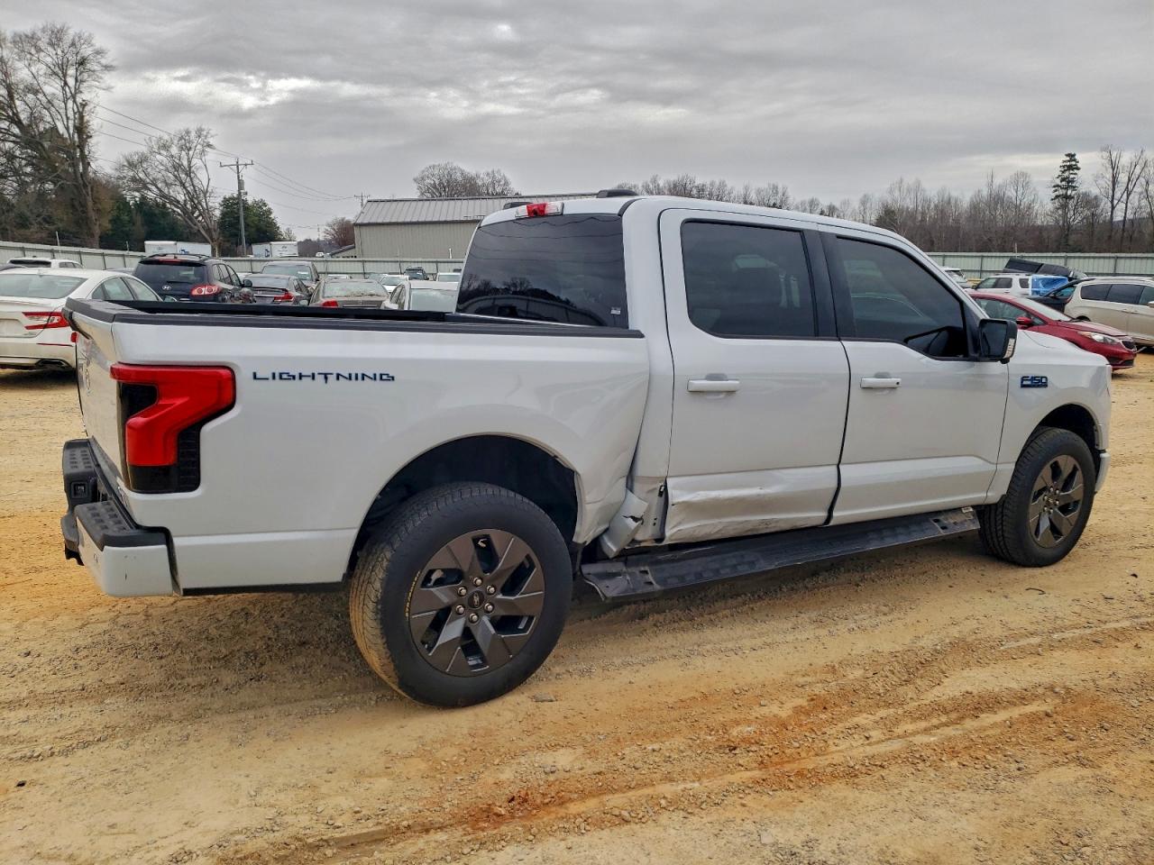 2025 FORD F150 LIGHTNING XLT photo 7