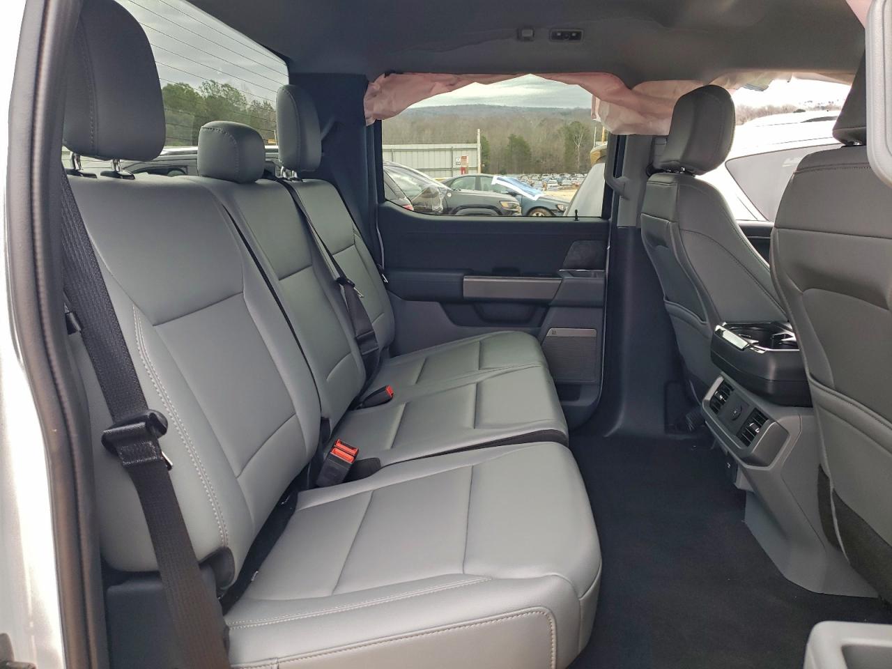 2025 FORD F150 LIGHTNING XLT photo 28