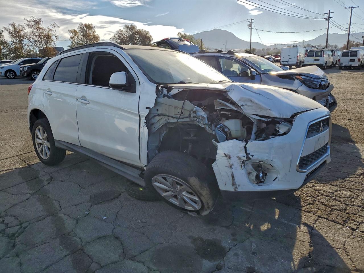 2013 MITSUBISHI OUTLANDER SPORT SE photo 4