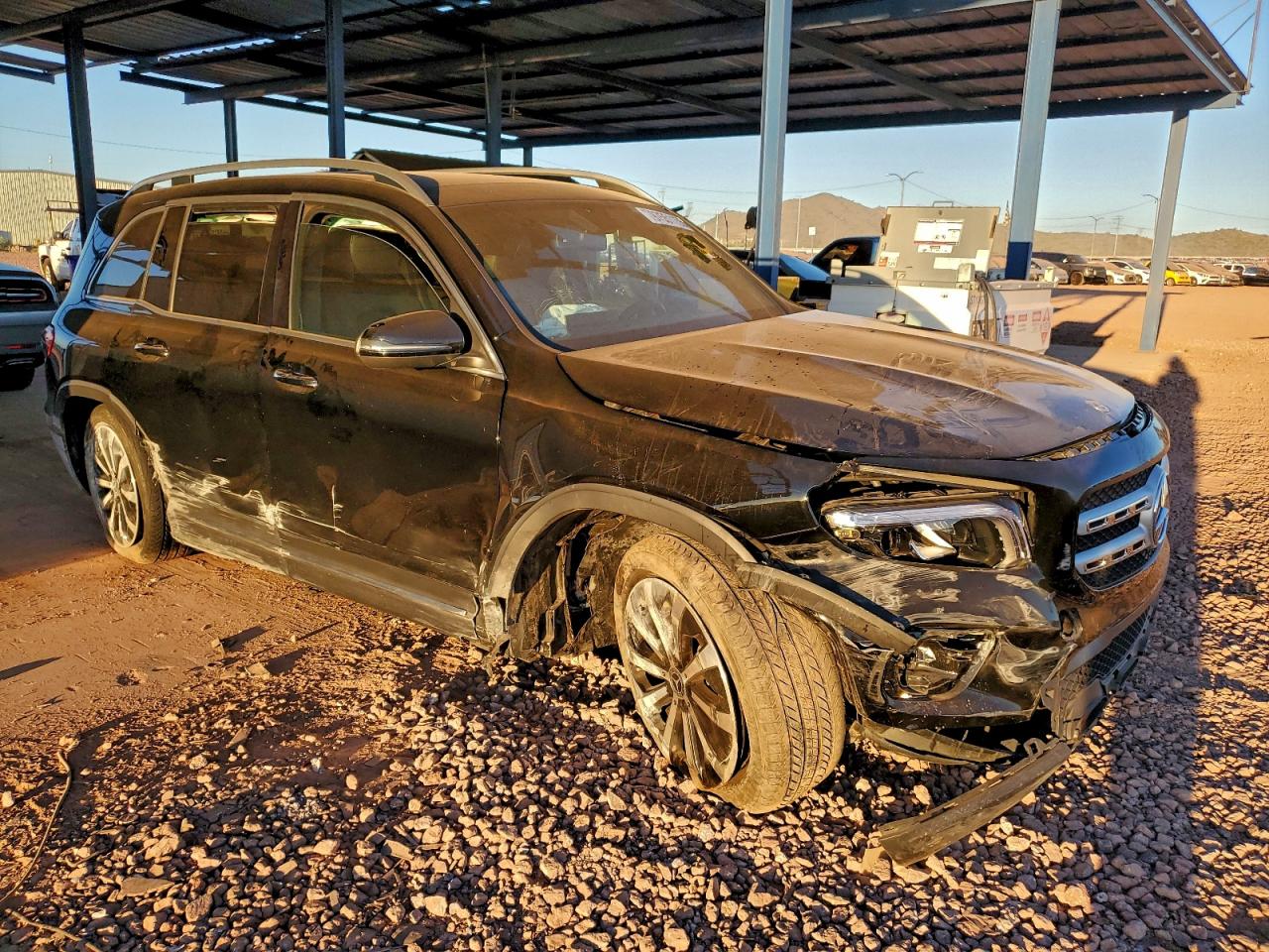 2021 MERCEDES-BENZ GLB 250 photo 4