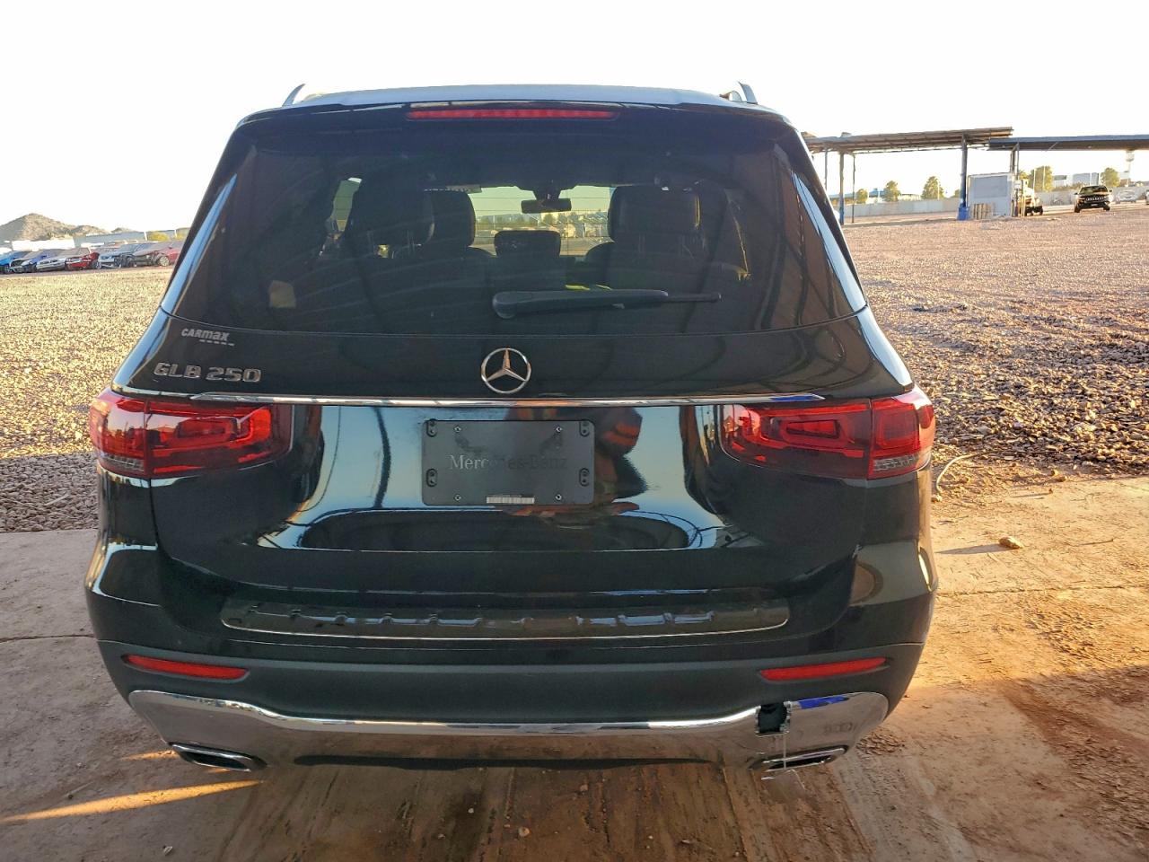 2021 MERCEDES-BENZ GLB 250 photo 6
