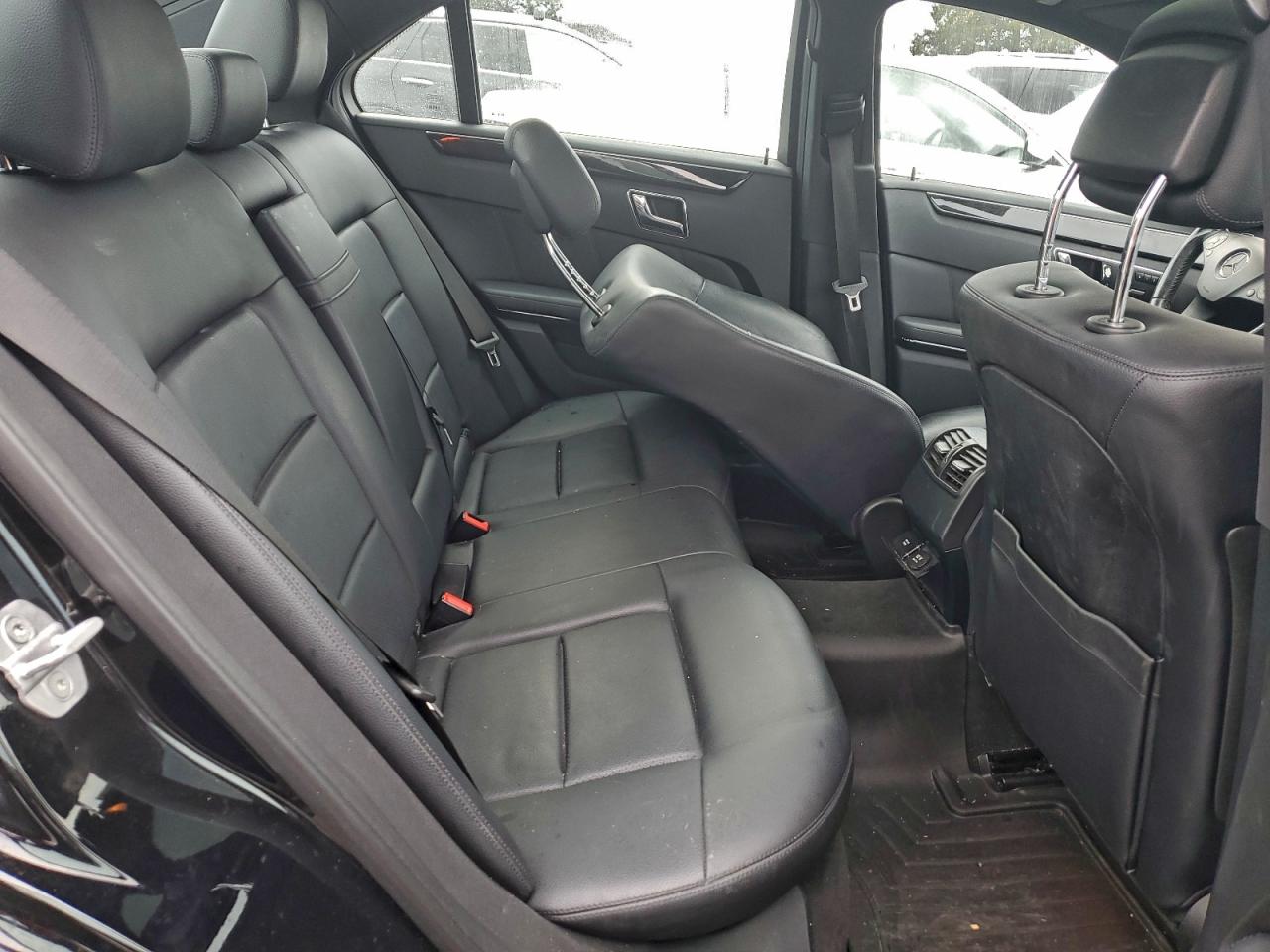 2011 MERCEDES-BENZ E 350 photo 10