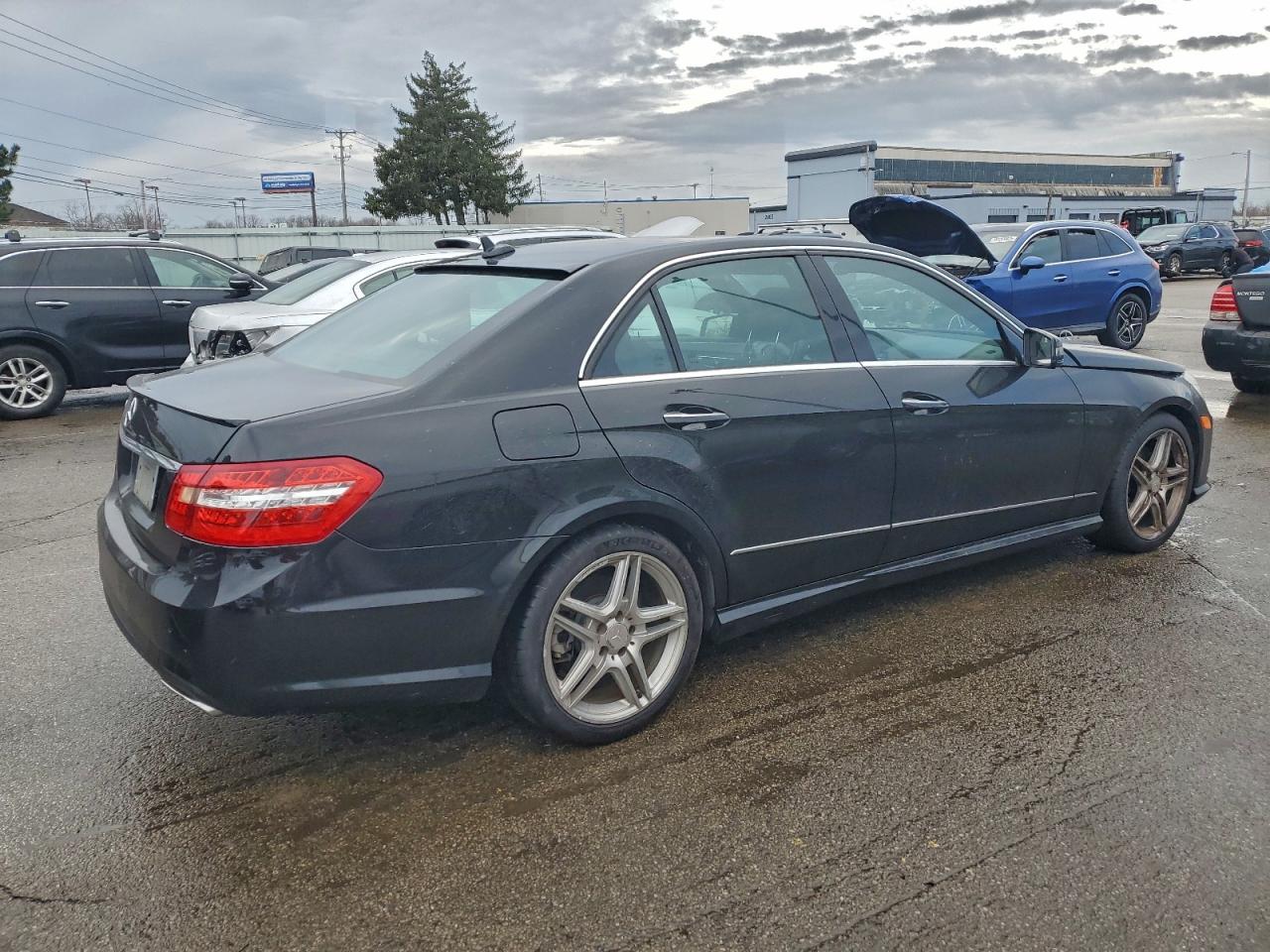 2011 MERCEDES-BENZ E 350 photo 3