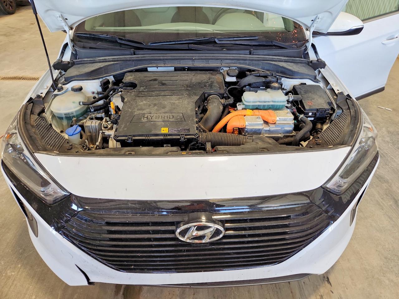 2018 HYUNDAI IONIQ SEL photo 11
