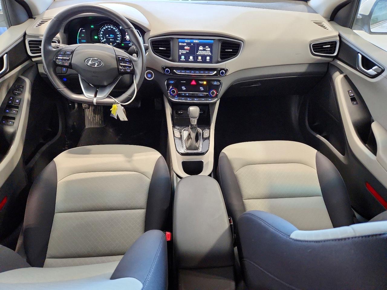 2018 HYUNDAI IONIQ SEL photo 8