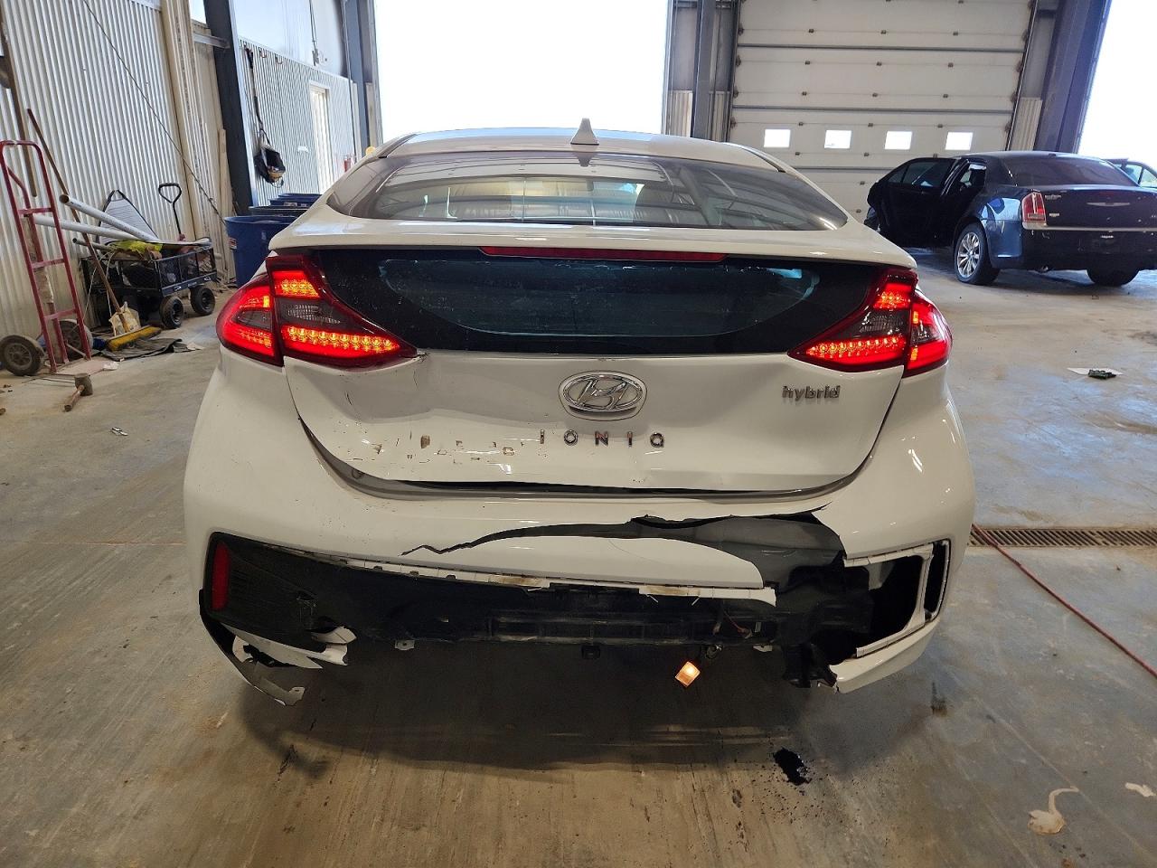 2018 HYUNDAI IONIQ SEL photo 6