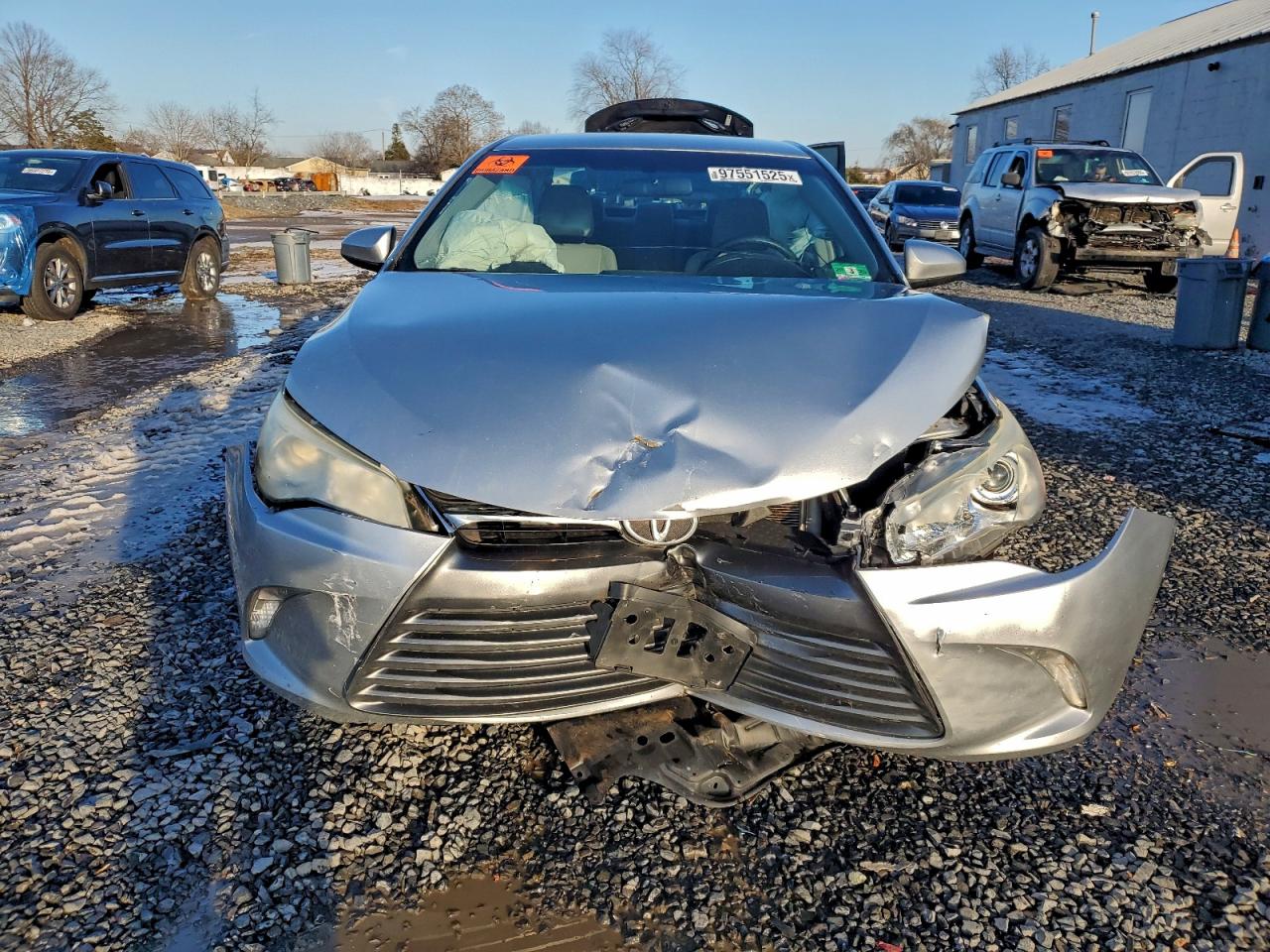 2015 TOYOTA CAMRY LE photo 5