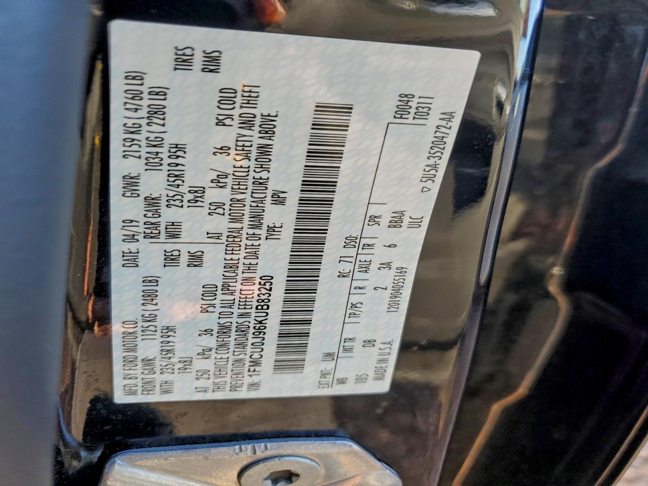 2019 FORD ESCAPE TITANIUM photo 13
