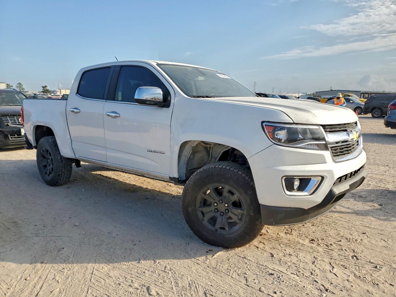 2020 CHEVROLET COLORADO LT photo 4