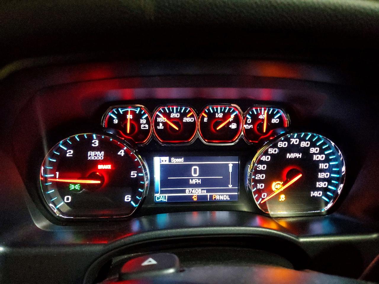 2018 CHEVROLET SILVERADO K1500 LT photo 9