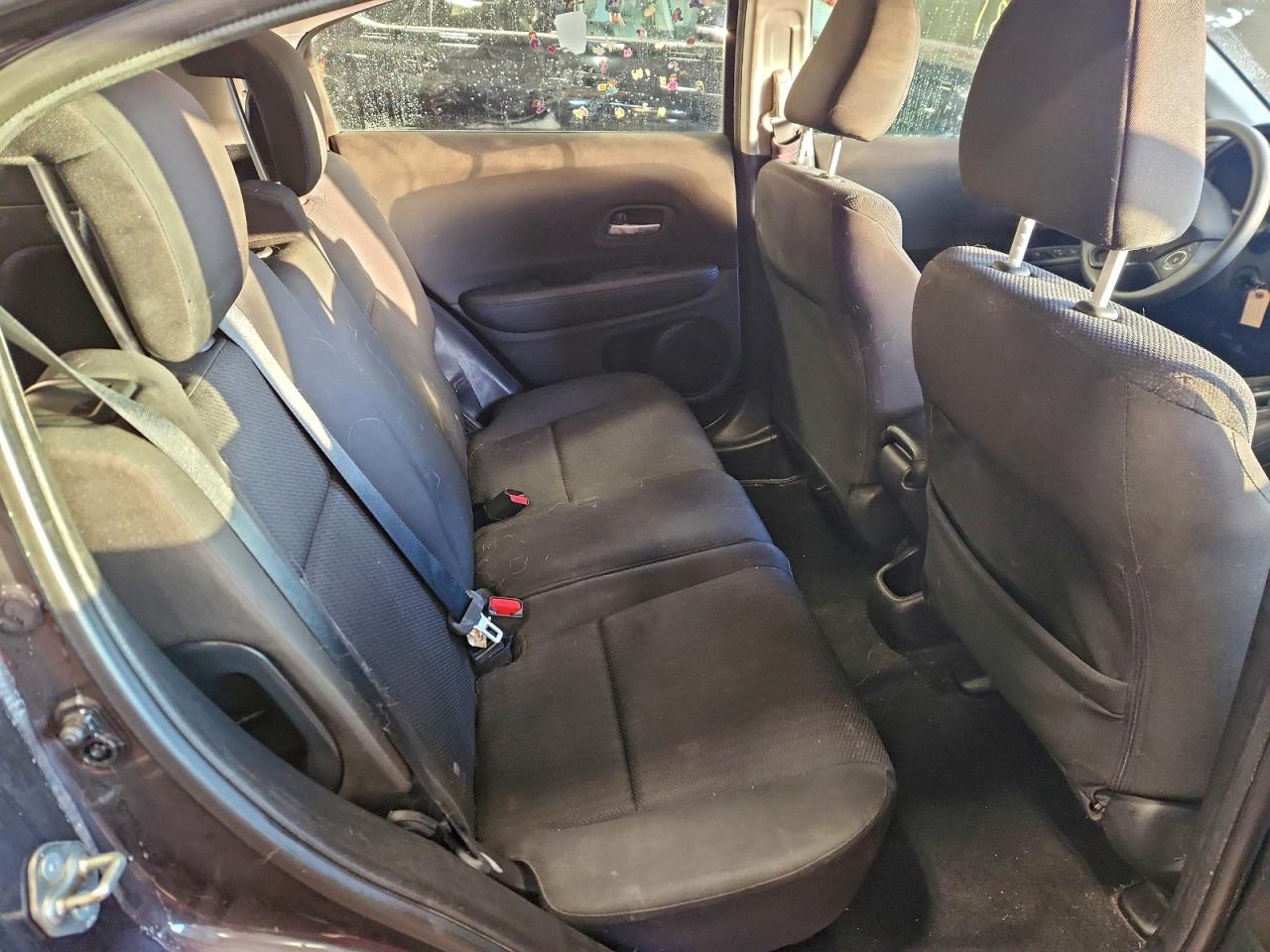 2016 HONDA HR-V LX photo 11