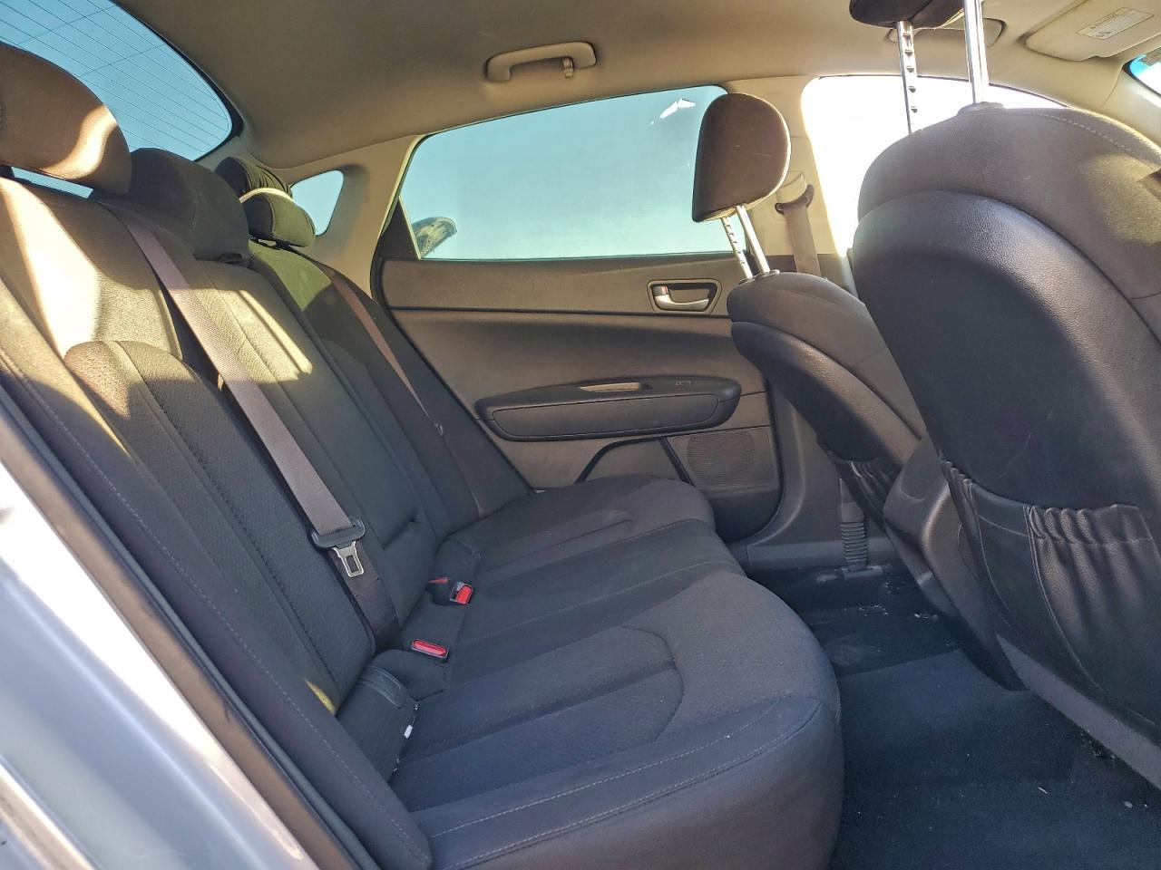 2016 KIA OPTIMA LX photo 10