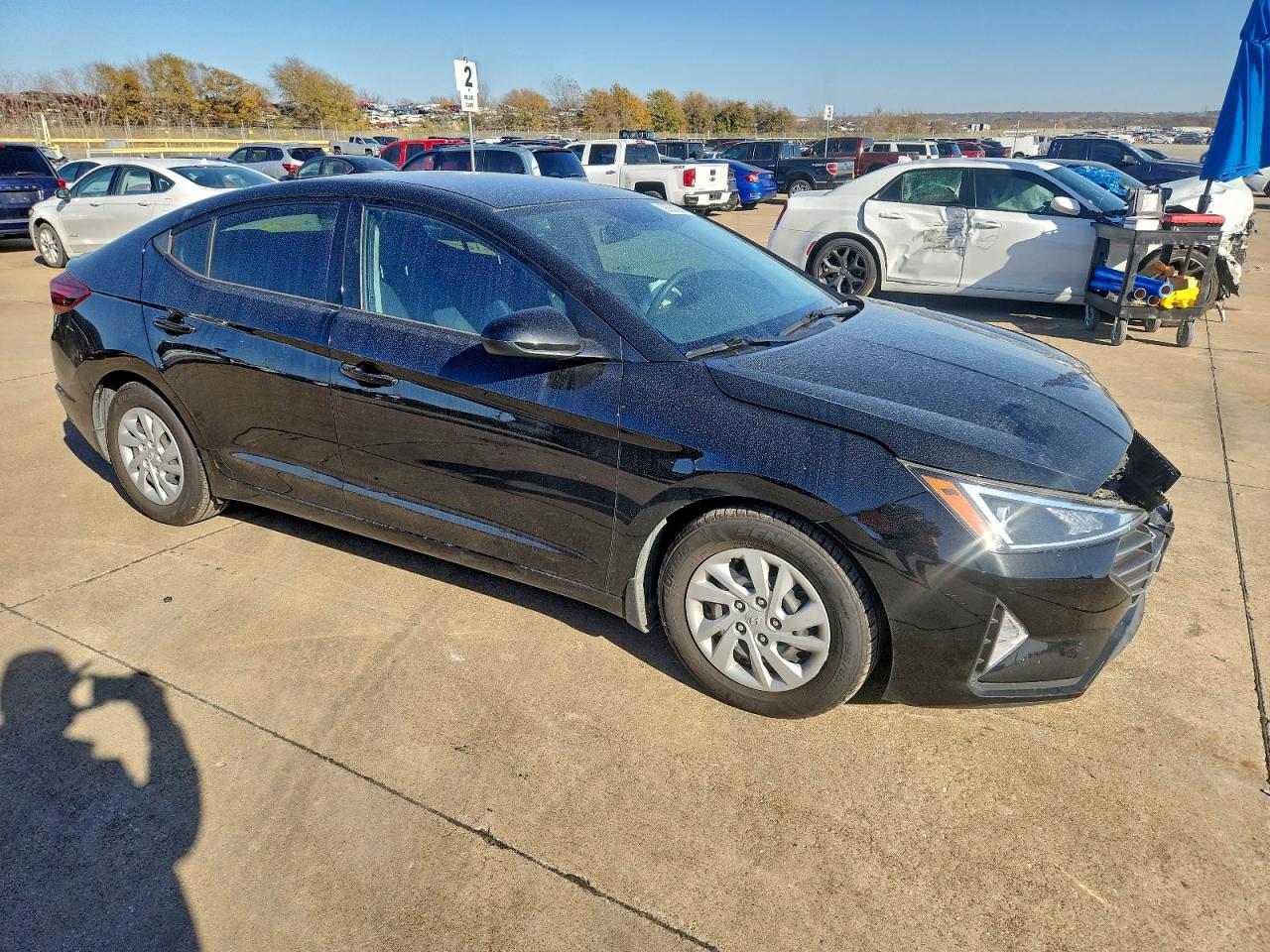 2019 HYUNDAI ELANTRA SE photo 4