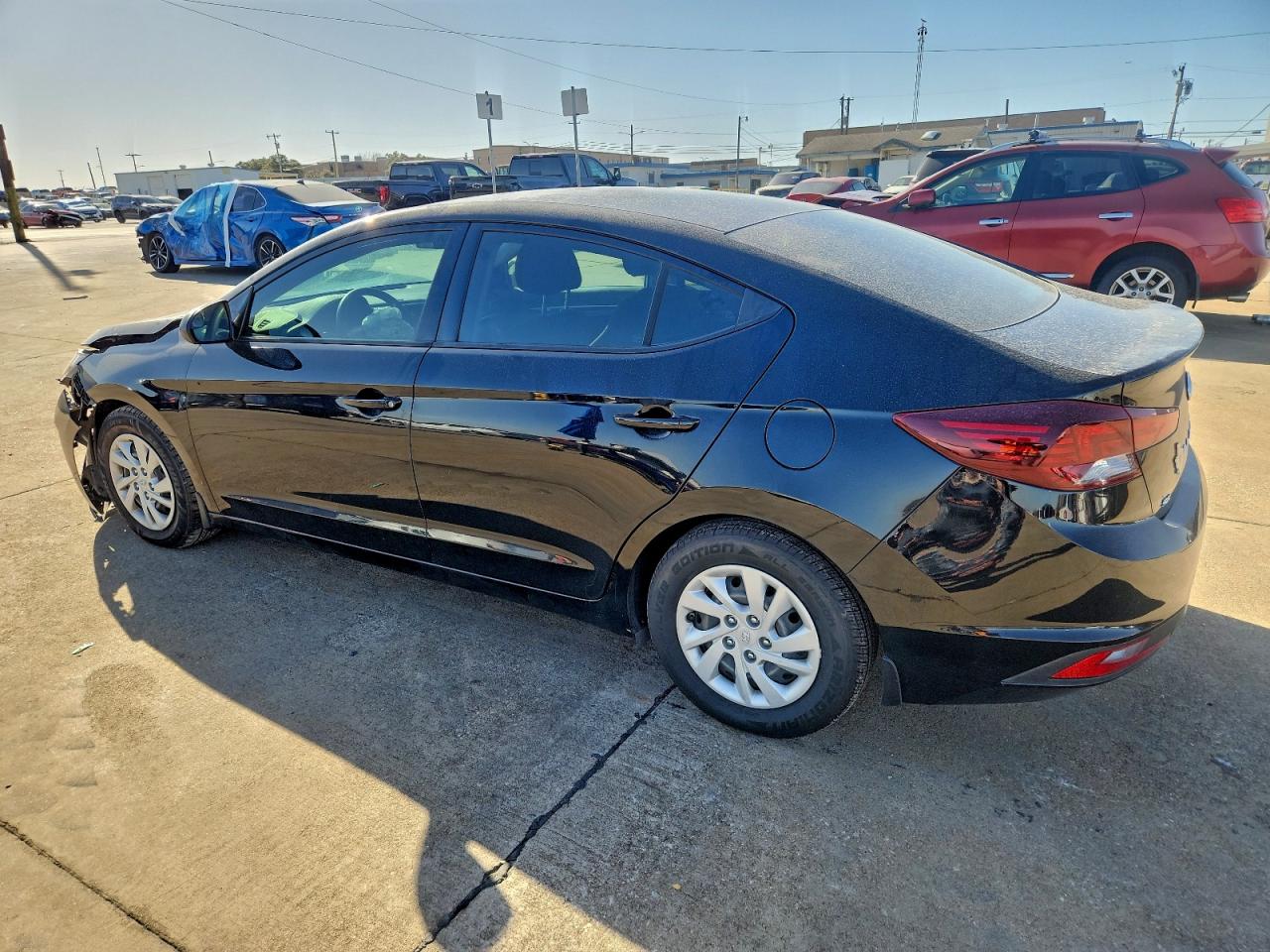 2019 HYUNDAI ELANTRA SE photo 2